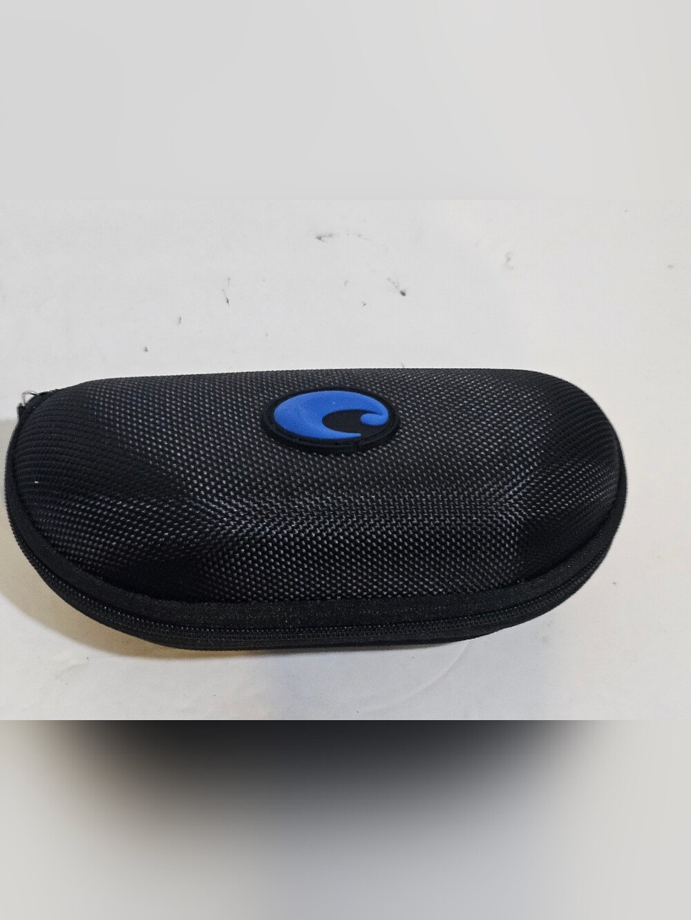 Costa Black clamshell  Sunglasses Case Only No sunglasses